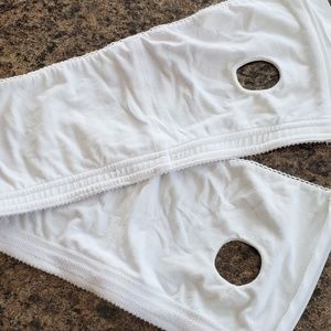 Hands free pumping bra